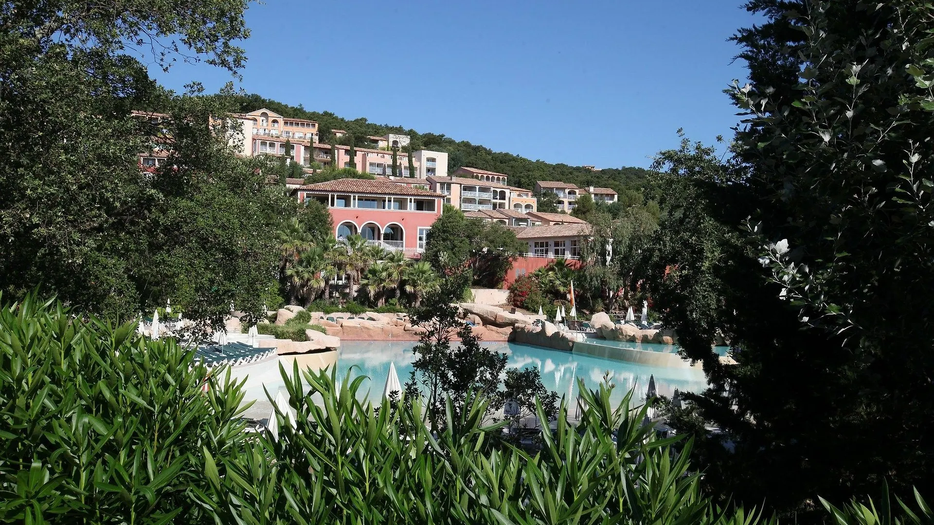 Village Pierre & Vacances - Les Restanques Du Golfe De Saint Grimaud