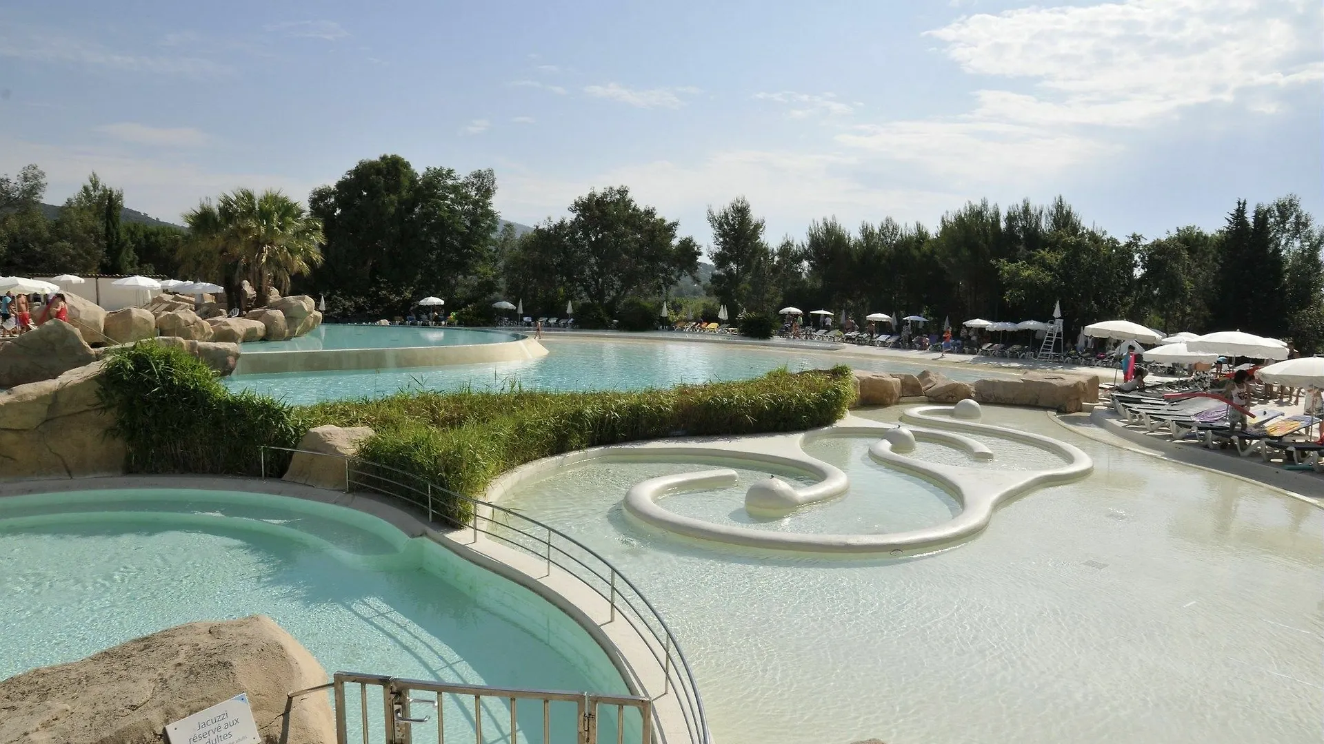 Village Pierre & Vacances - Les Restanques Du Golfe De Saint Grimaud